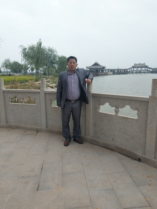 寻找爱的第一张照片--昆明蓝颜知己交友网