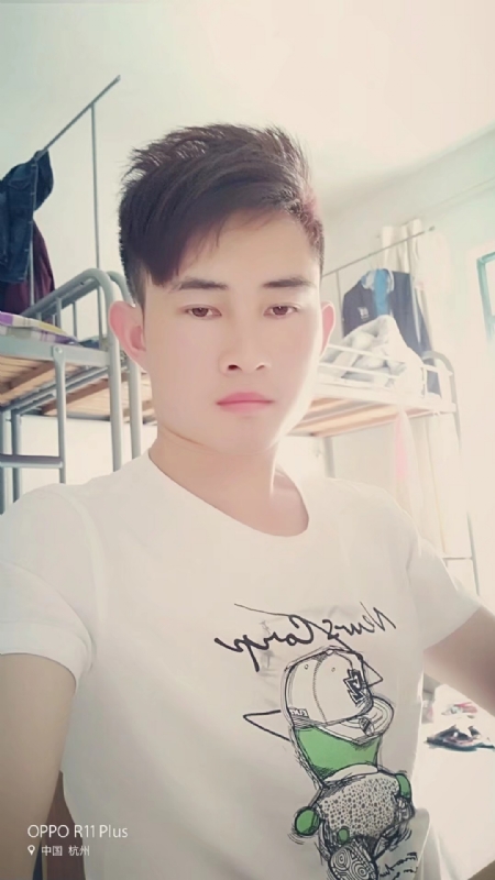 爱情故事的第三张照片--昆明蓝颜知己交友网