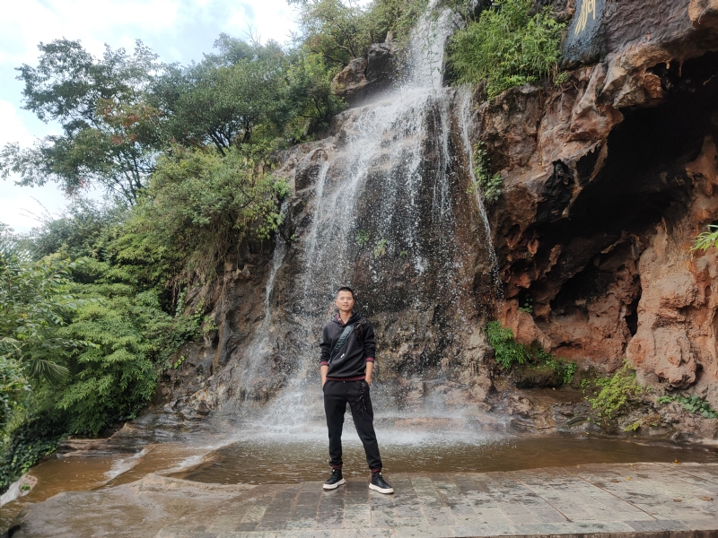 缘的第一张照片--昆明蓝颜知己交友网