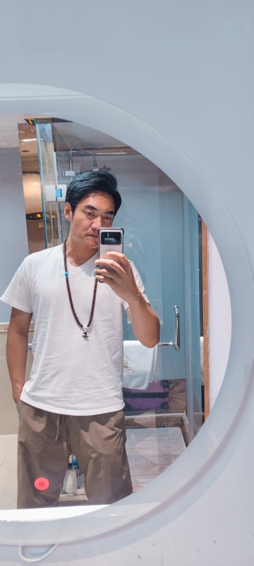 关于我们的第一张照片--昆明蓝颜知己交友网